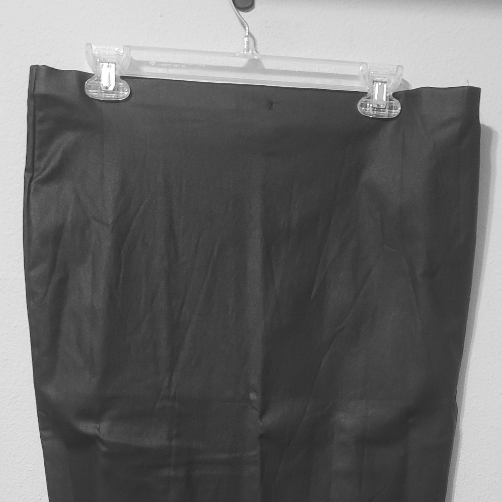 Skirt/brand new/leather